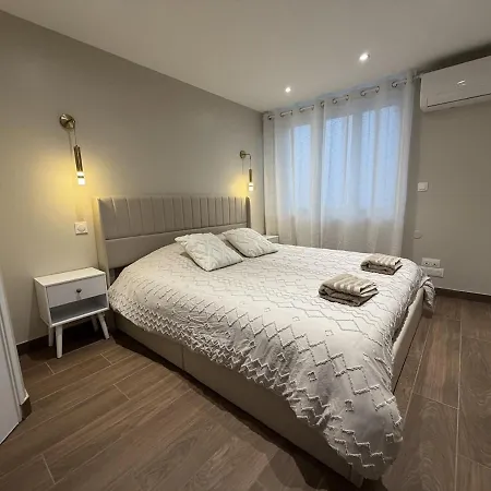 L'hakuna Ii - Et Lejlighed *